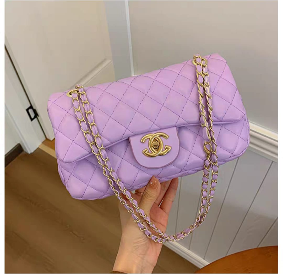 GOLDEN CHAIN FLAP BAG